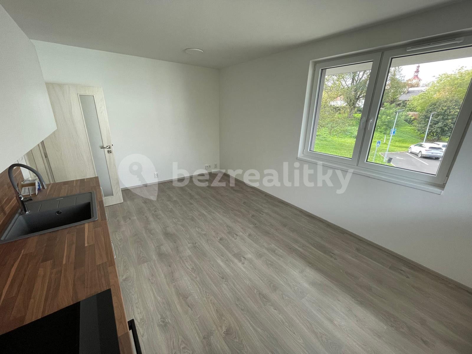 Prenájom bytu 2-izbový 49 m², Zámecká, Lovosice, Ústecký kraj