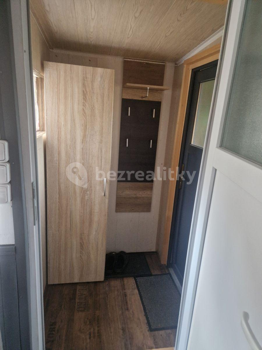 Prenájom rekreačného objektu 52 m², pozemek 433 m², Okružní, Kamenice, Středočeský kraj