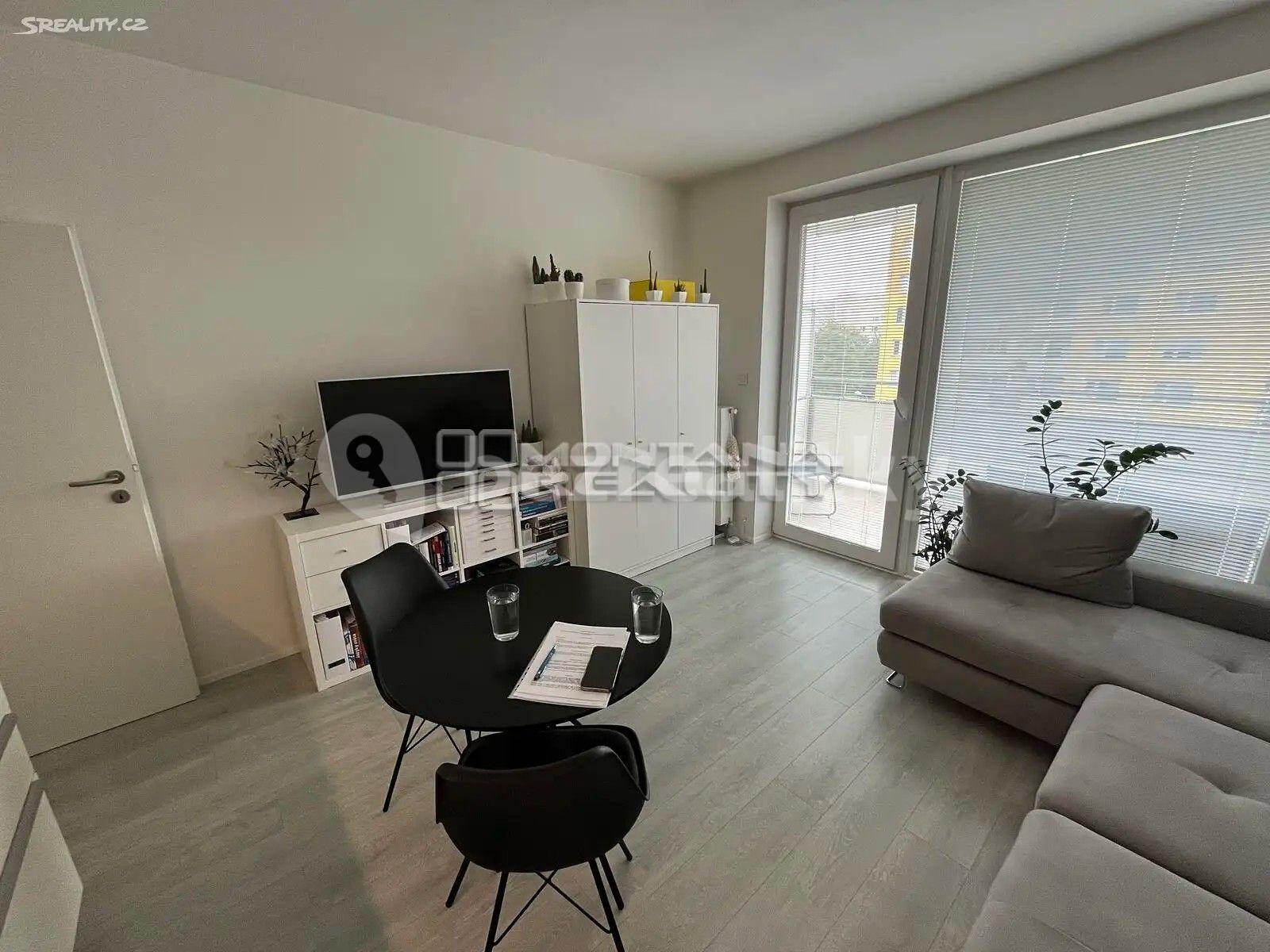 Prenájom bytu 1-izbový 32 m², Janského, Olomouc, Olomoucký kraj