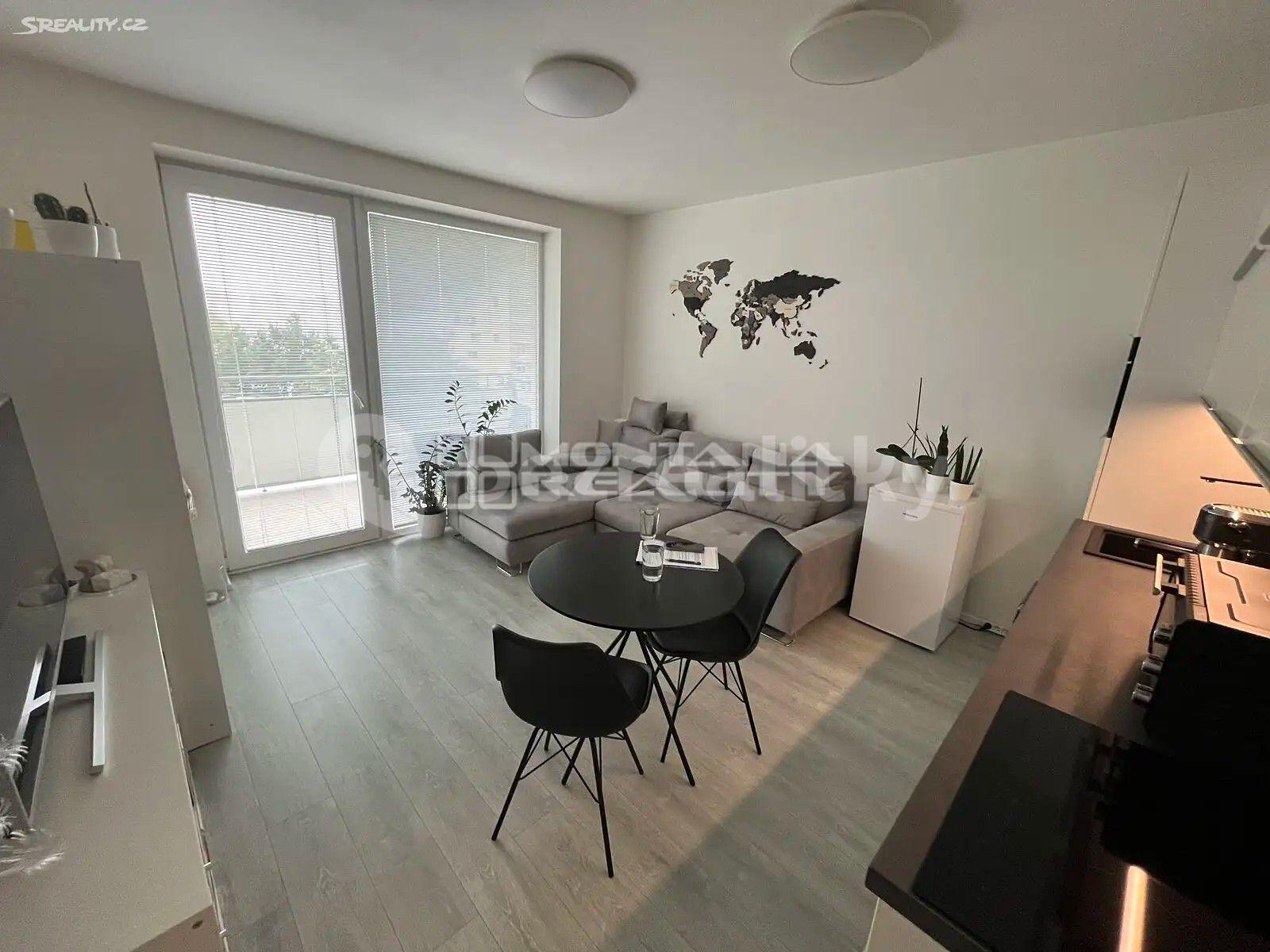 Prenájom bytu 1-izbový 32 m², Janského, Olomouc, Olomoucký kraj