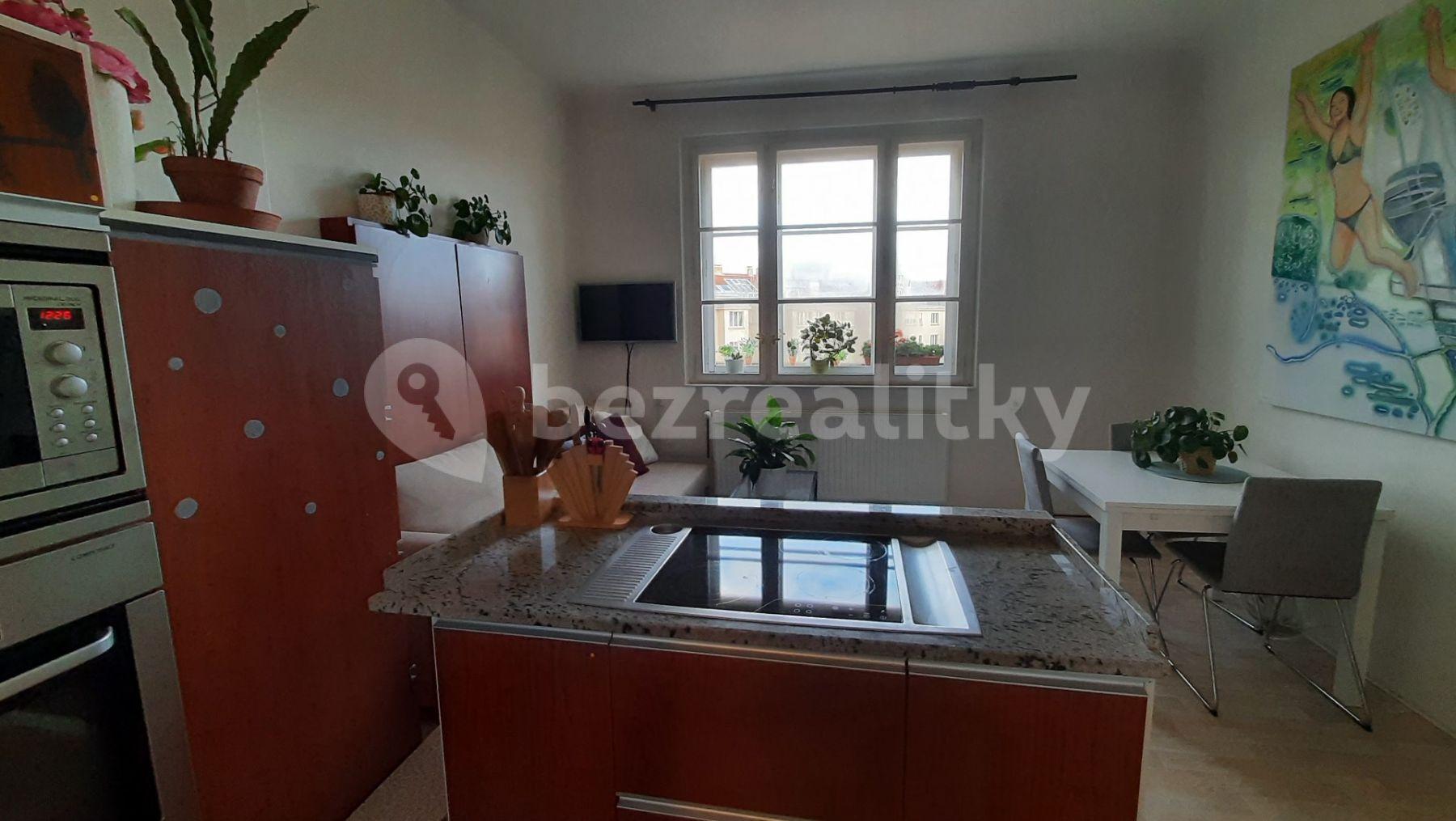 Prenájom bytu 2-izbový 80 m², Verdunská, Praha, Praha