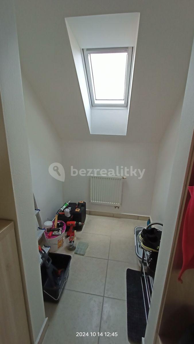 Prenájom bytu 2-izbový 54 m², Holubická, Pozořice, Jihomoravský kraj