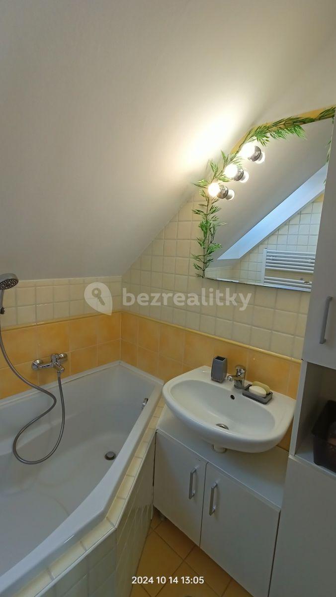 Prenájom bytu 2-izbový 54 m², Holubická, Pozořice, Jihomoravský kraj