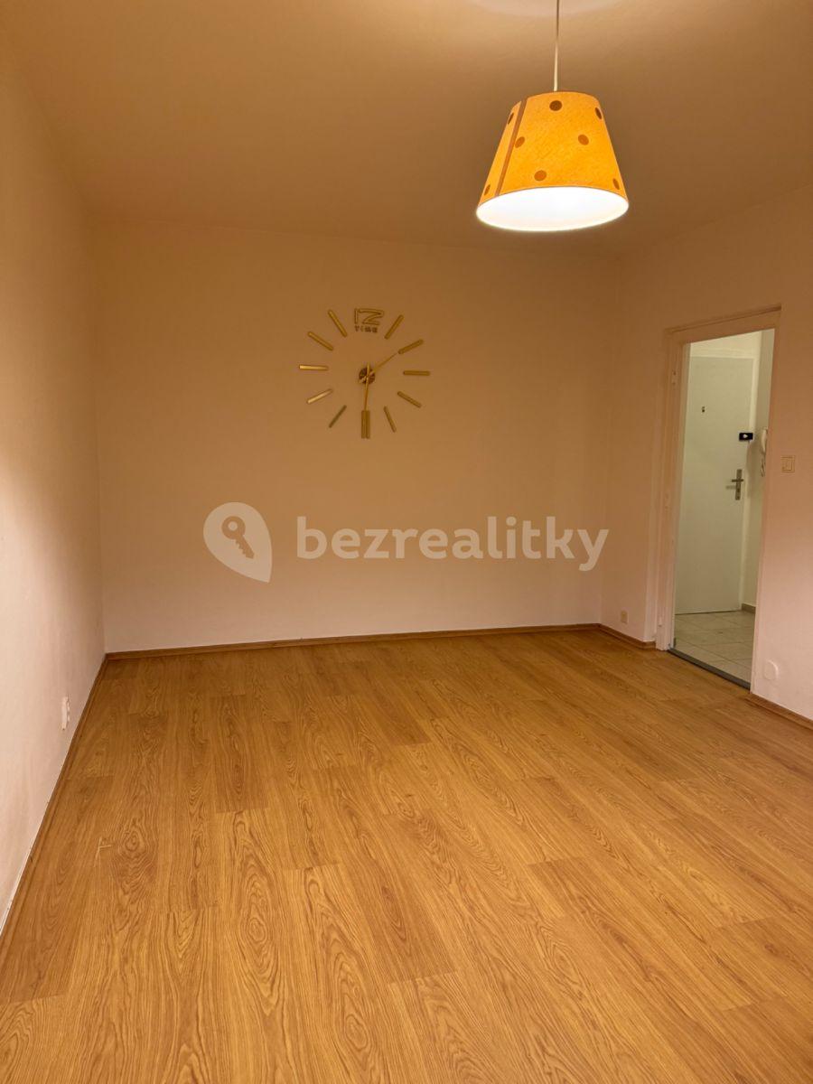 Prenájom bytu 1-izbový 38 m², Vincence Makovského, Ostrava, Moravskoslezský kraj