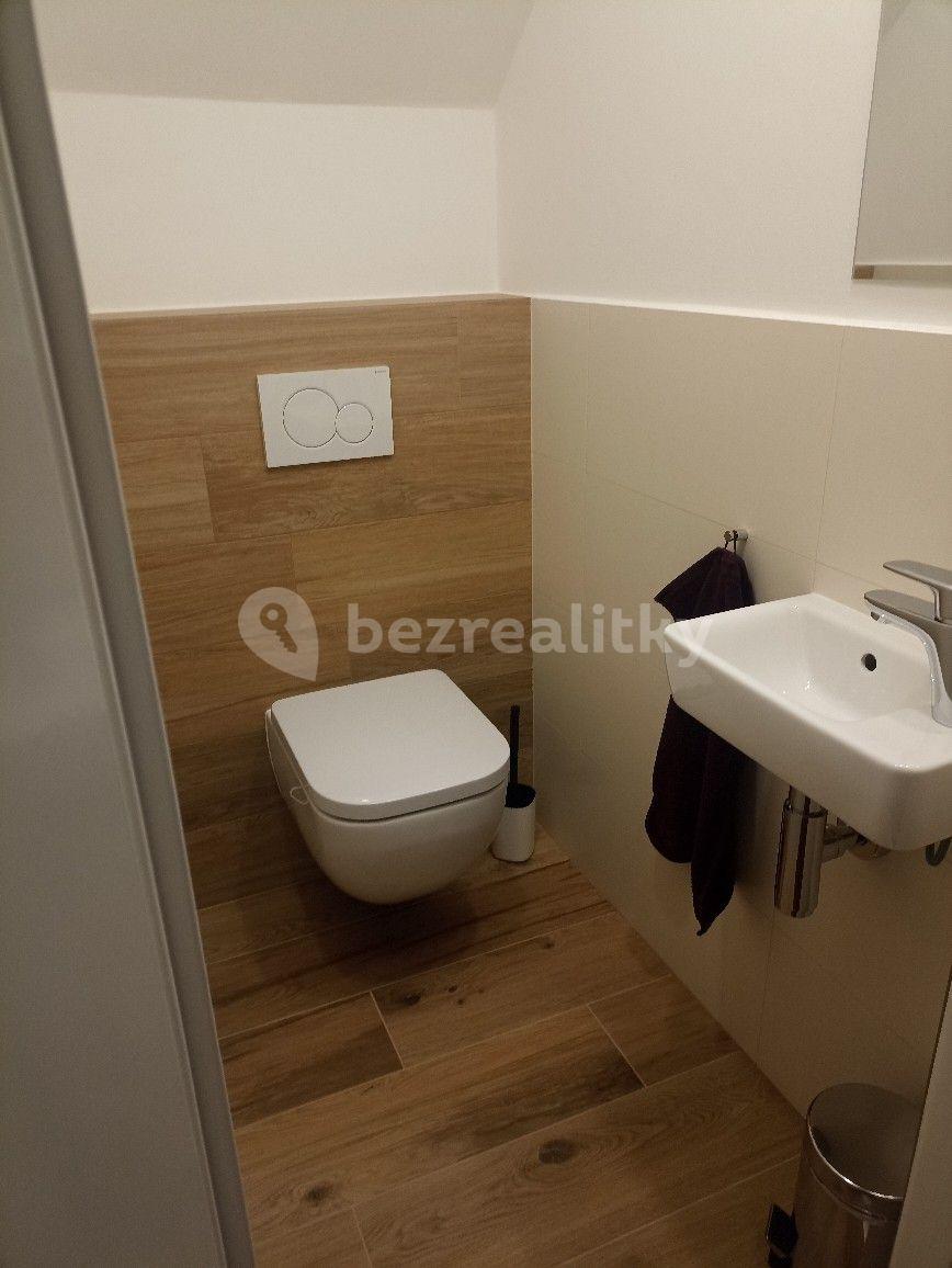 Predaj domu 325 m², pozemek 1.112 m², Ludkovická, Pozlovice, Zlínský kraj