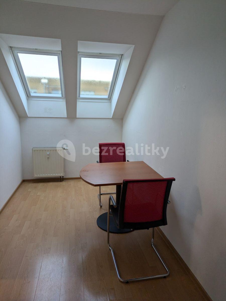 Prenájom bytu 2-izbový 38 m², Sladkovského, Olomouc, Olomoucký kraj