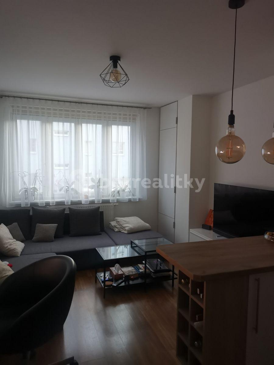 Prenájom bytu 2-izbový 48 m², Patočkova, Praha, Praha