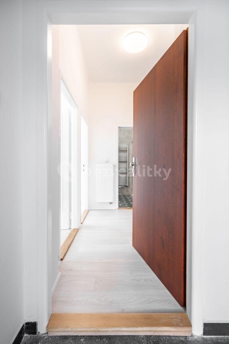 Prenájom bytu 2-izbový 52 m², Pod Závěrkou, Praha, Praha