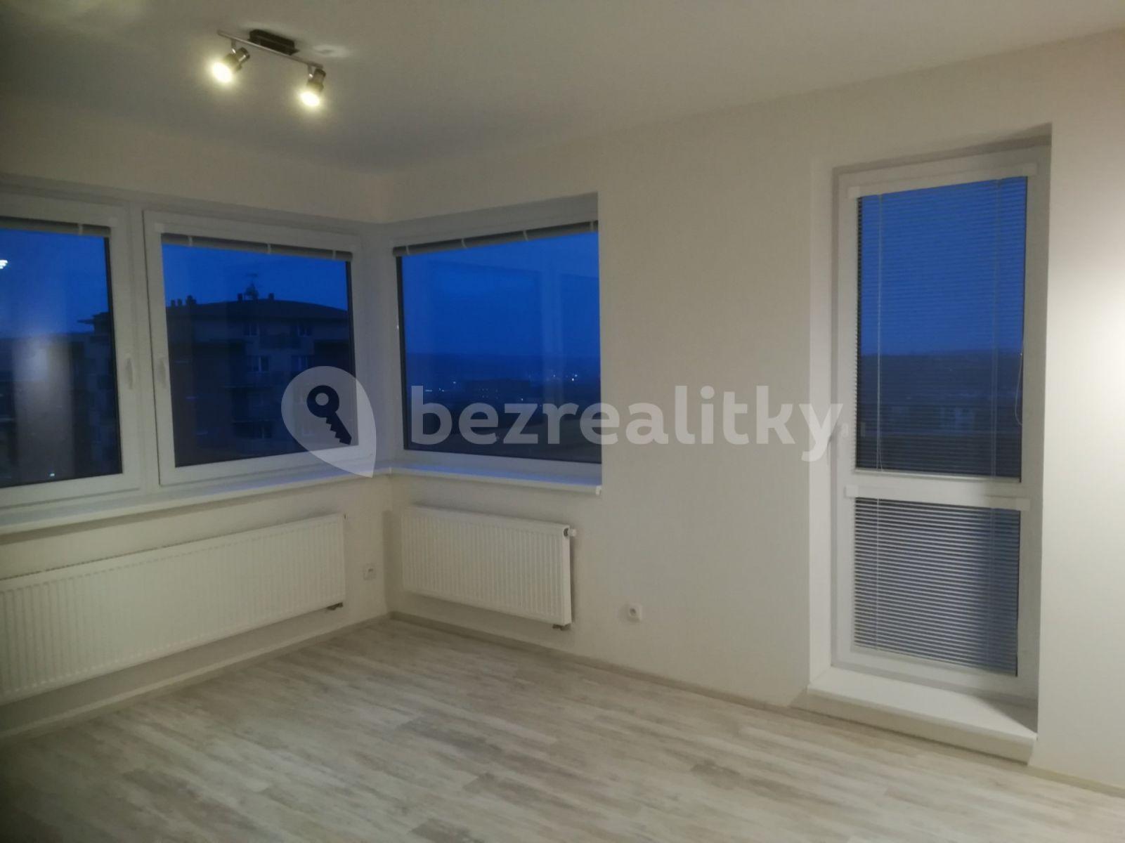 Prenájom bytu 3-izbový 75 m², Zelinova, Zlín, Zlínský kraj