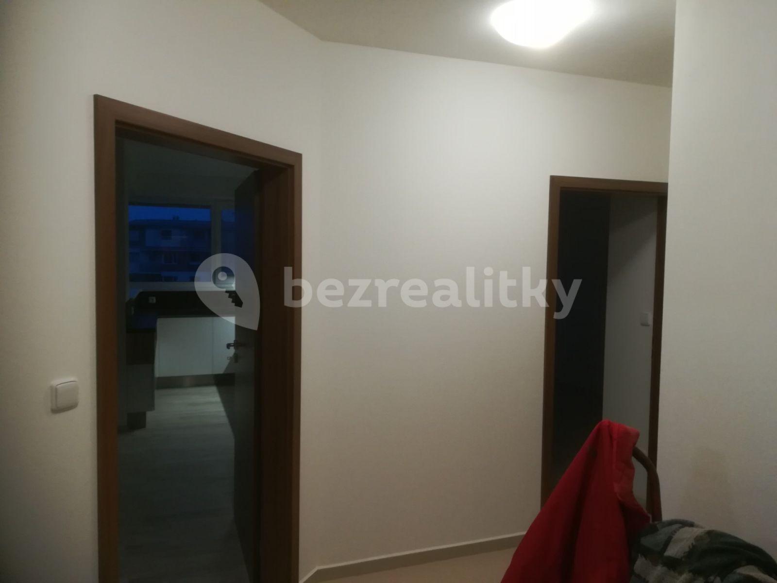 Prenájom bytu 3-izbový 75 m², Zelinova, Zlín, Zlínský kraj