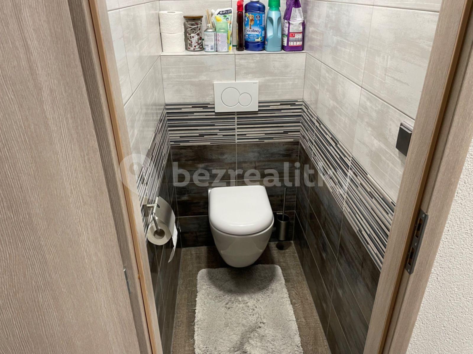 Predaj bytu 3-izbový 70 m², Pujmanové, Praha, Praha