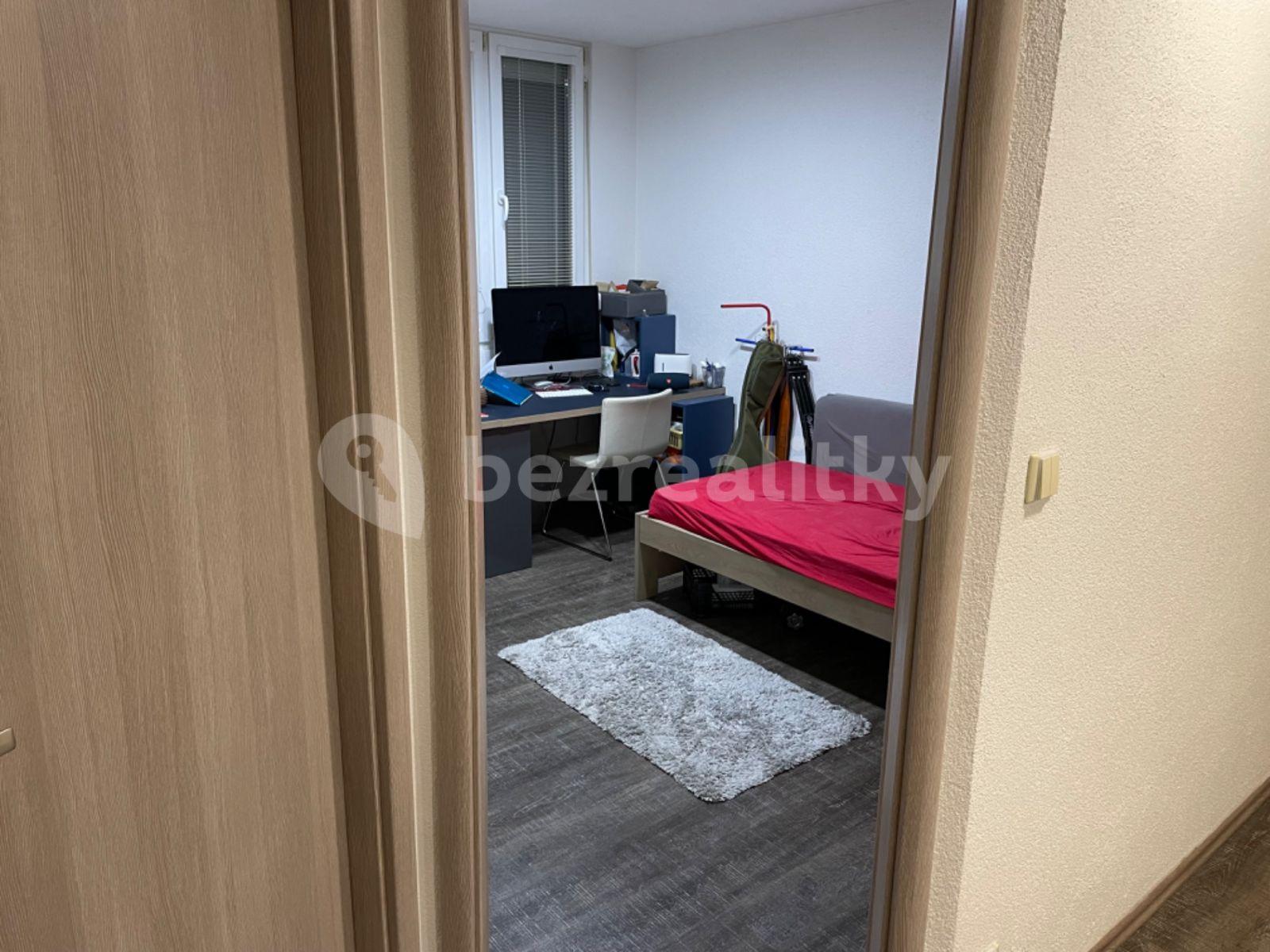 Predaj bytu 3-izbový 70 m², Pujmanové, Praha, Praha