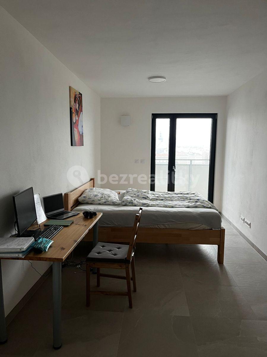 Prenájom bytu 2-izbový 85 m², Bratislavská, Brno, Jihomoravský kraj