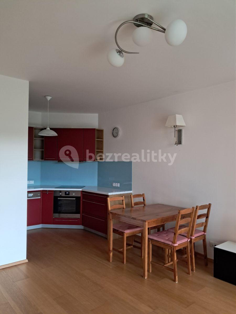 Prenájom bytu 2-izbový 47 m², Nademlejnská, Praha, Praha