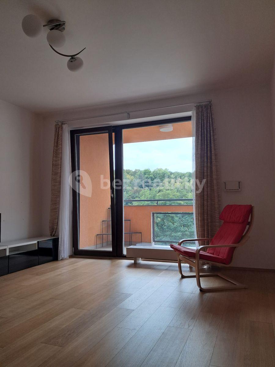 Prenájom bytu 2-izbový 47 m², Nademlejnská, Praha, Praha