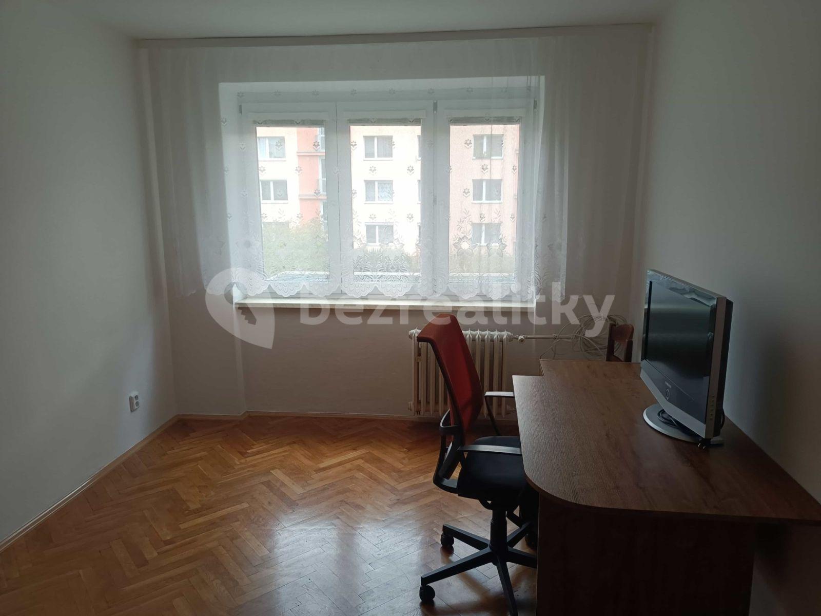 Prenájom bytu 2-izbový 56 m², Závodu míru, Karlovy Vary, Karlovarský kraj