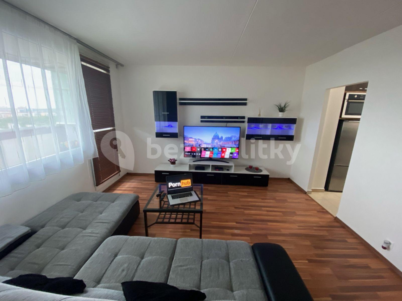 Prenájom bytu 1-izbový 55 m², Slévačská, Praha, Praha