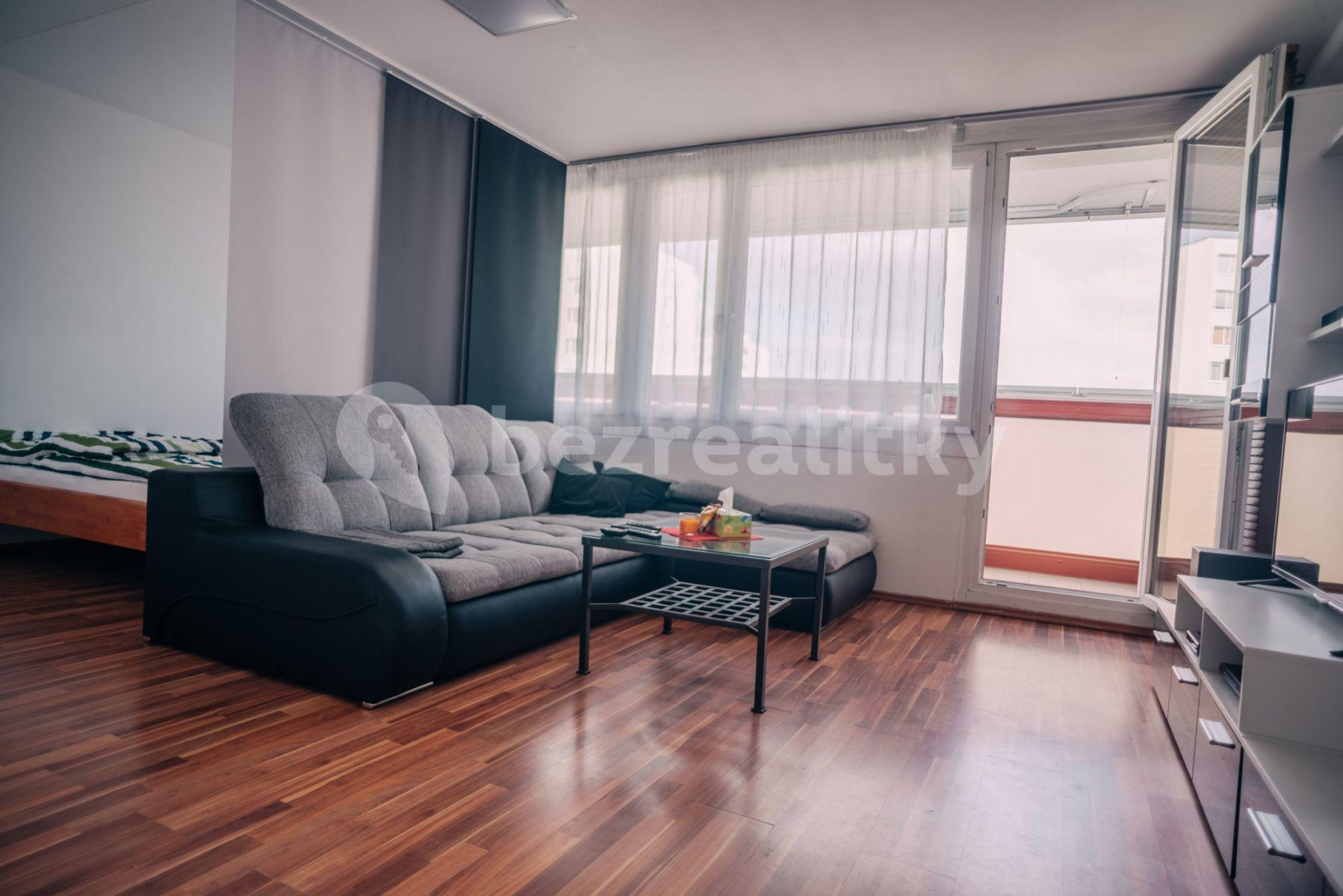 Prenájom bytu 1-izbový 55 m², Slévačská, Praha, Praha