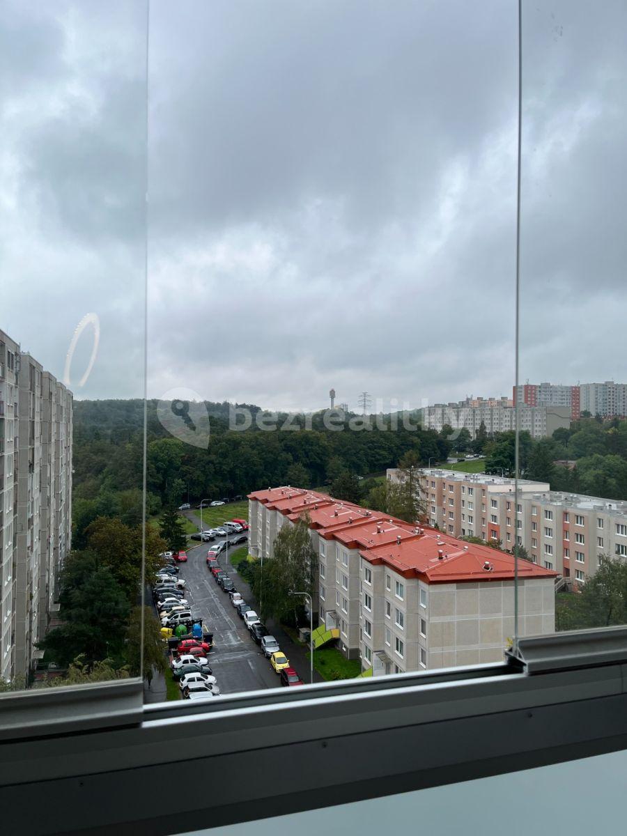 Prenájom bytu 3-izbový 75 m², Rilská, Praha, Praha