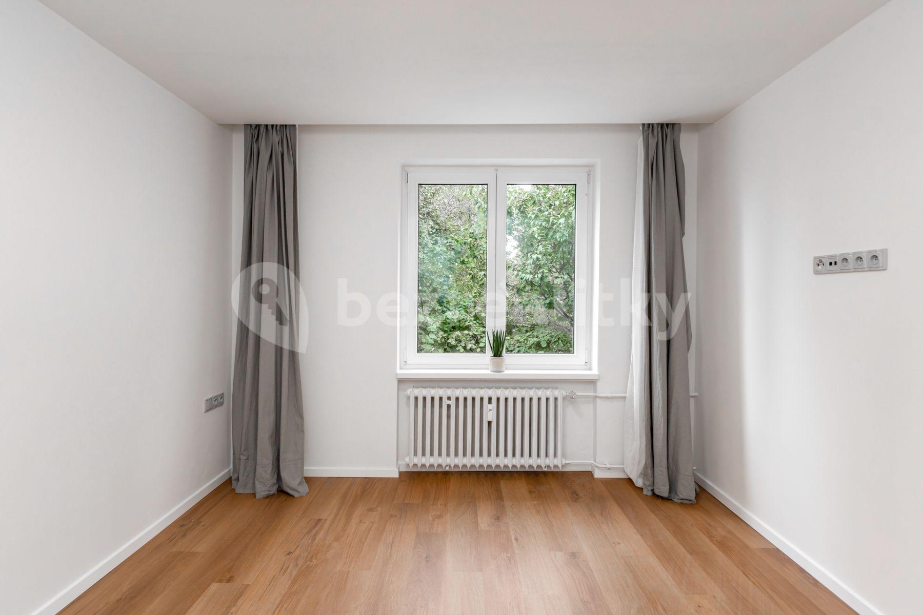 Predaj bytu 2-izbový 55 m², Dobšická, Praha, Praha