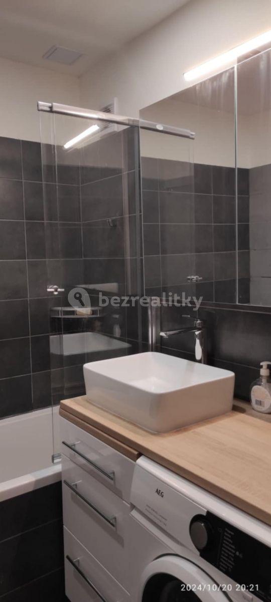 Prenájom bytu 3-izbový 72 m², Brechtova, Praha, Praha