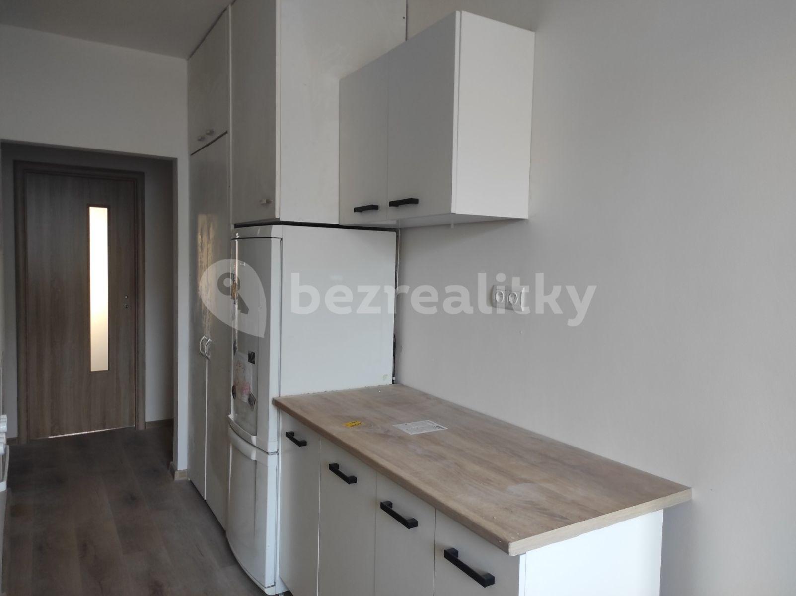 Prenájom bytu 3-izbový 72 m², Brechtova, Praha, Praha