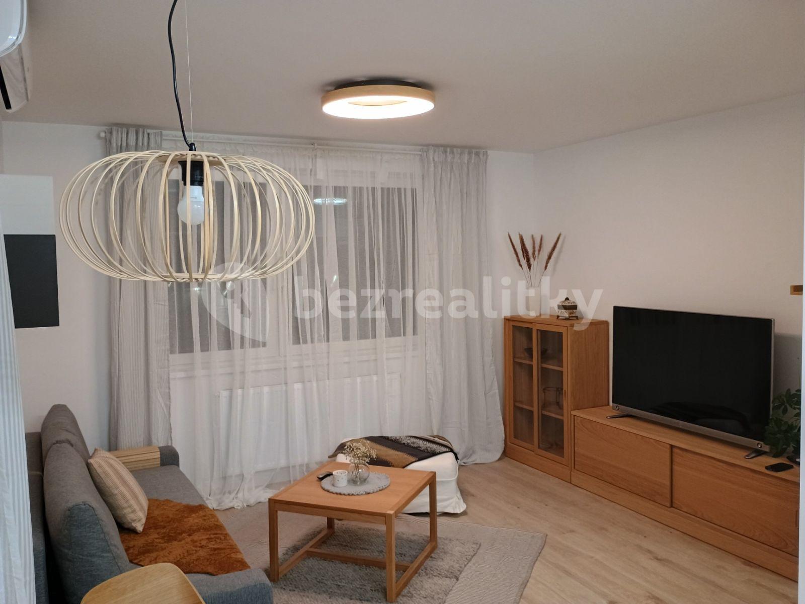 Prenájom bytu 2-izbový 43 m², Ružinov, Bratislavský kraj