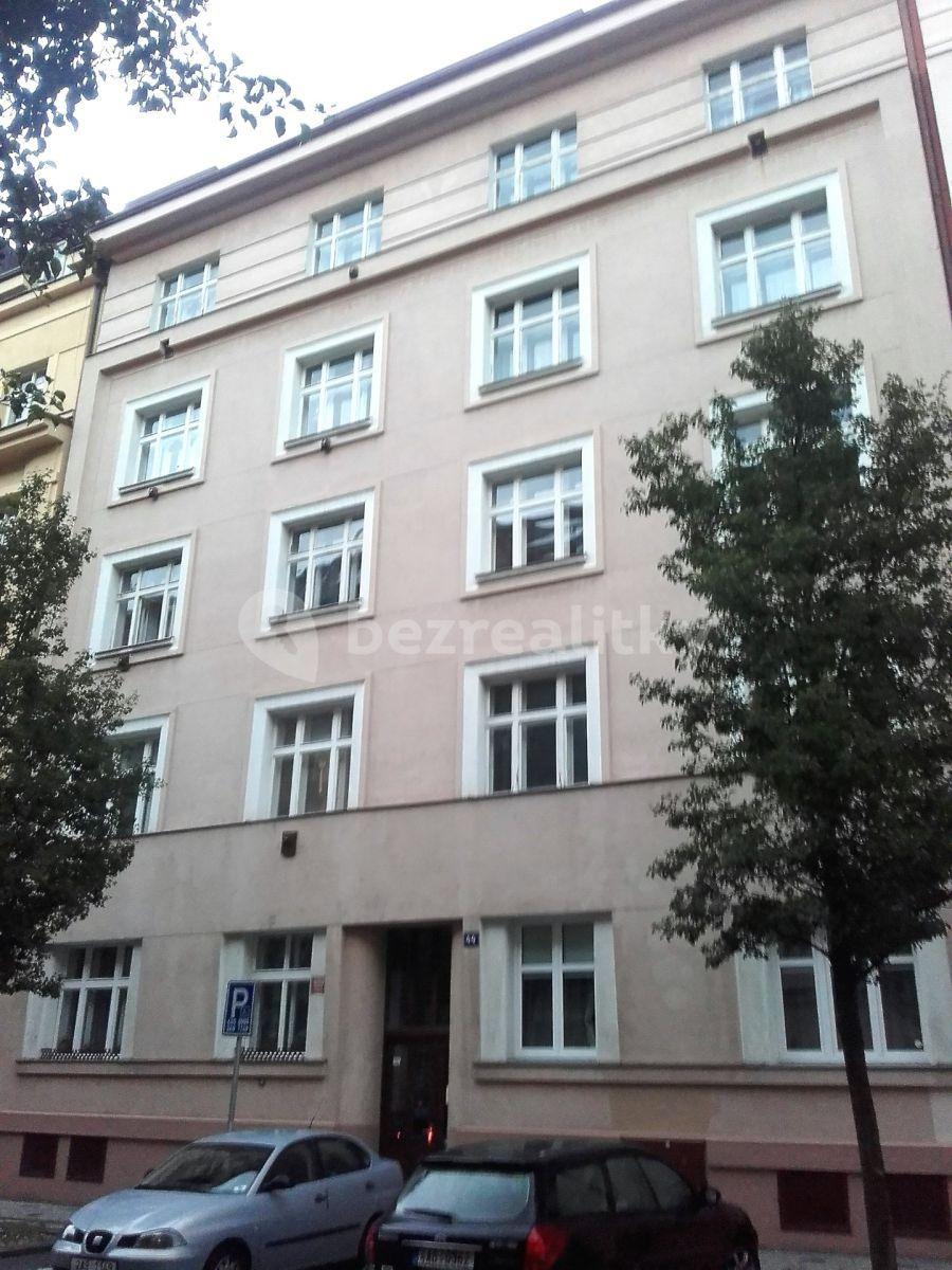 Prenájom bytu 3-izbový 97 m², Eliášova, Praha, Praha