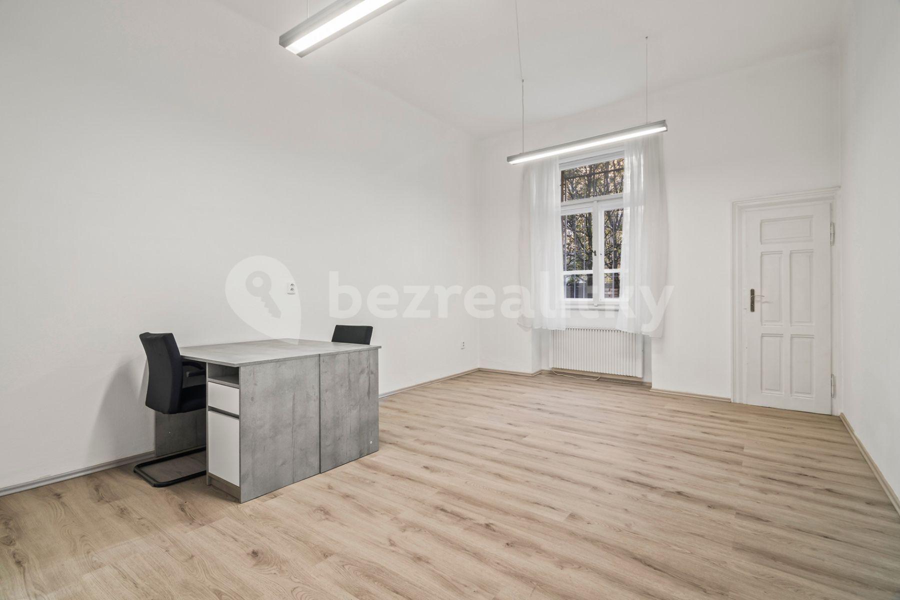 Prenájom kancelárie 63 m², Kodaňská, Praha, Praha