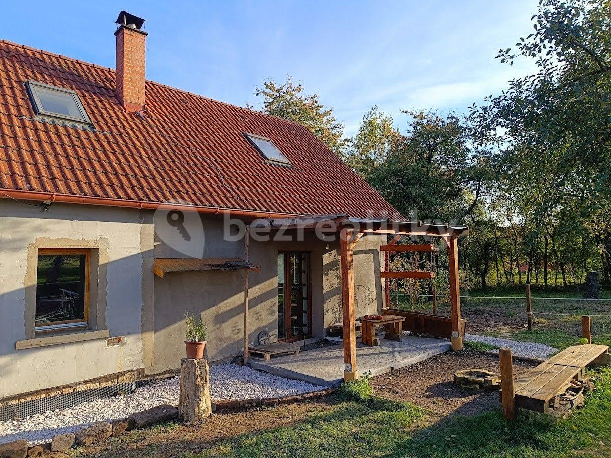 Prenájom domu 170 m², pozemek 10.000 m², Lužany, Královéhradecký kraj