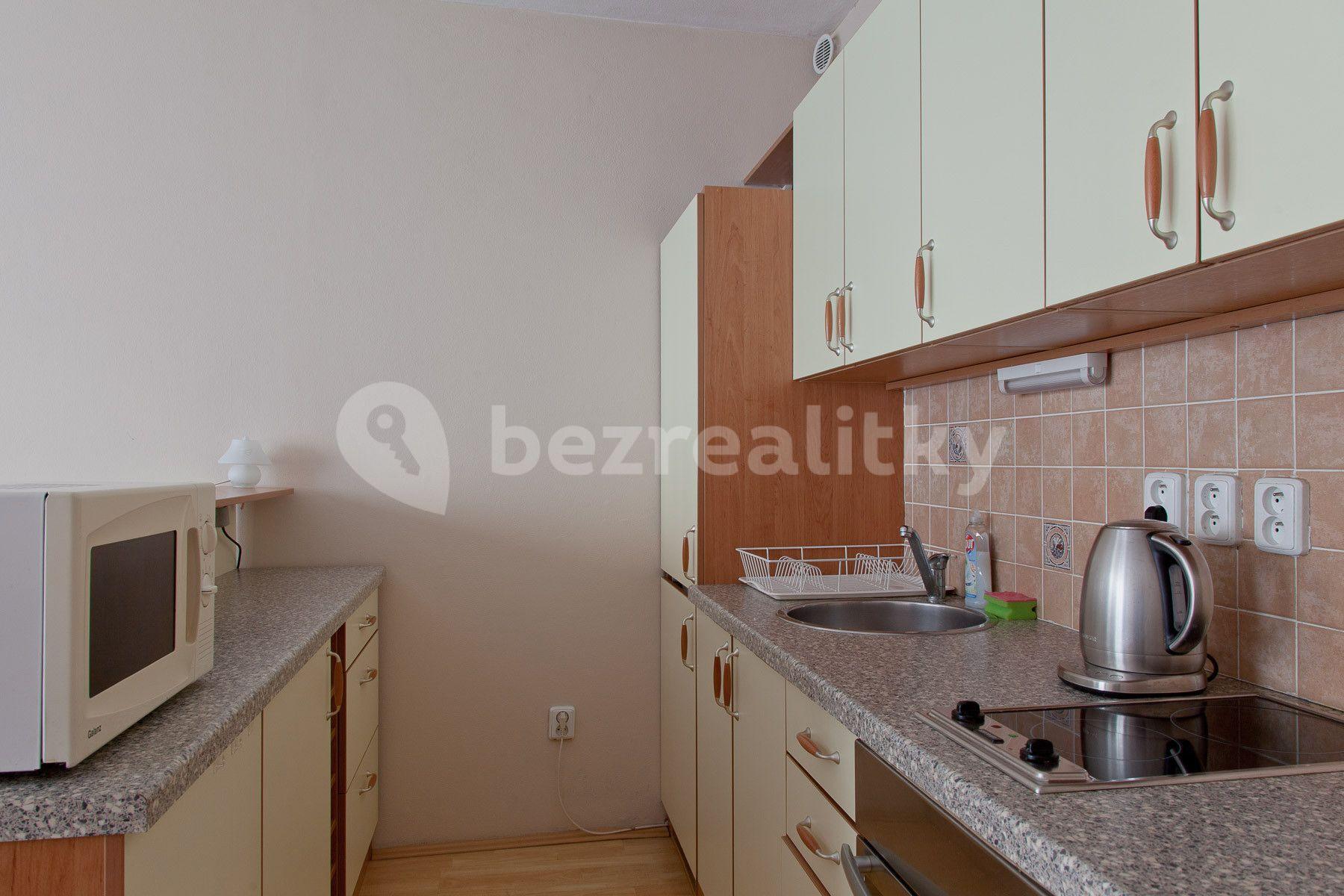 Prenájom bytu 1-izbový 35 m², Počernická D, Praha, Praha