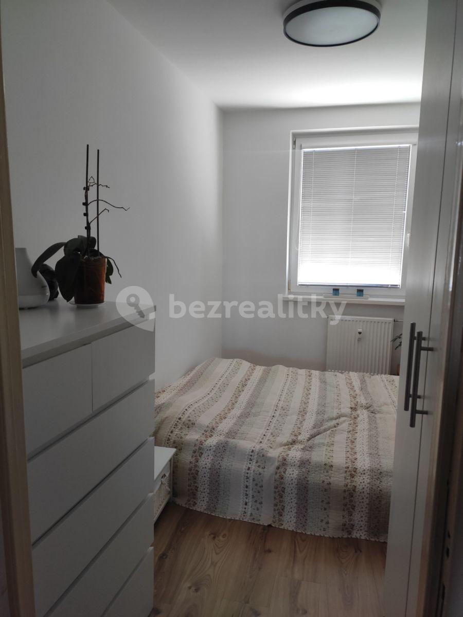 Prenájom bytu 3-izbový 74 m², Beňadická, Petržalka, Bratislavský kraj