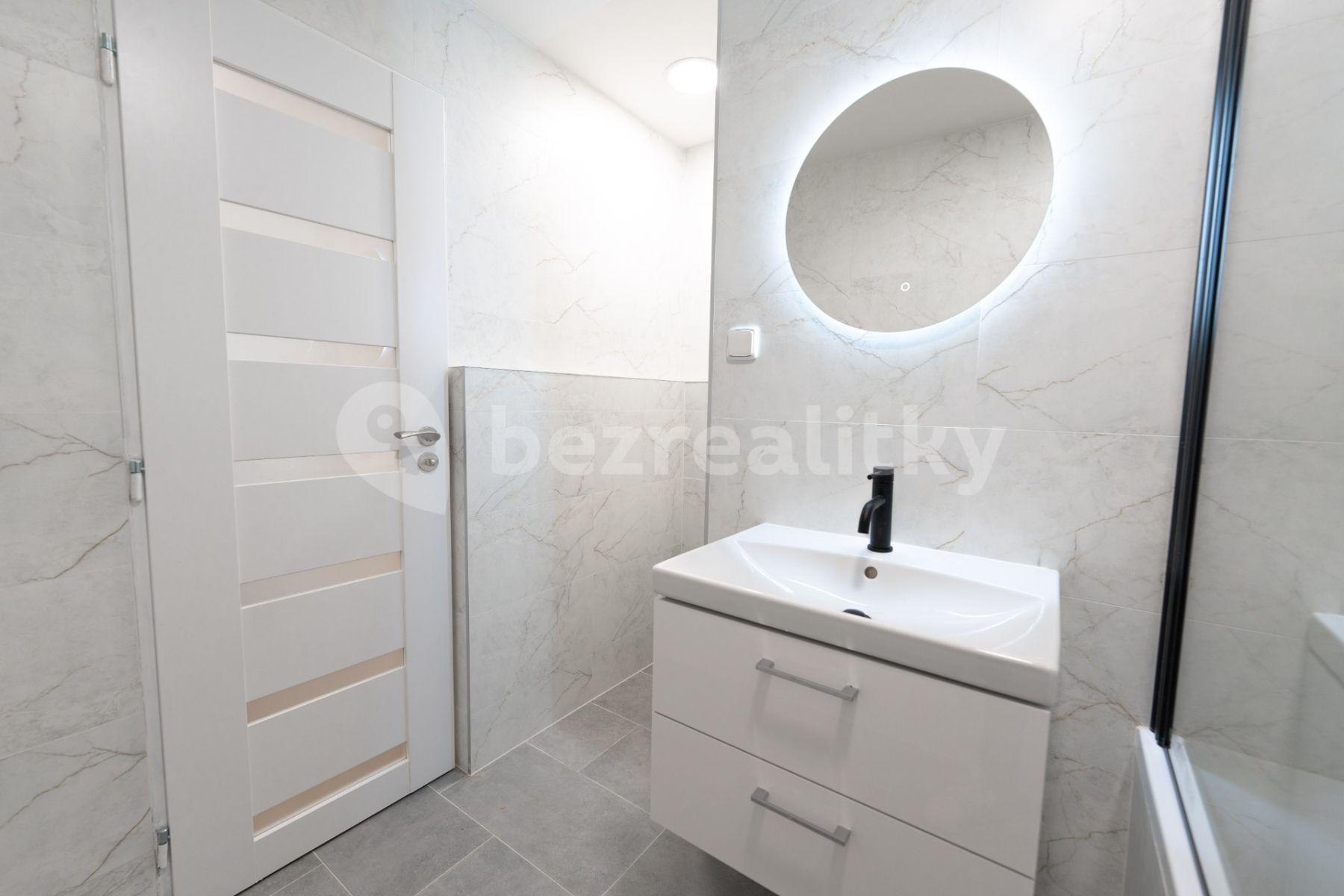 Predaj bytu 2-izbový 39 m², V Štíhlách, Praha, Praha