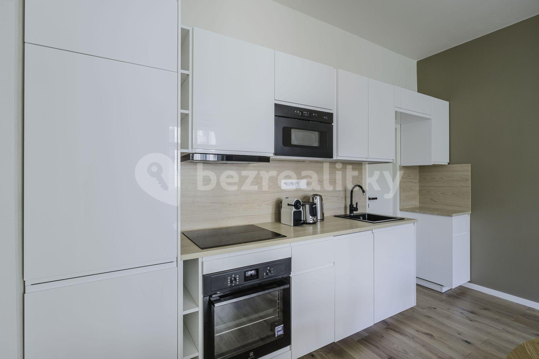 Prenájom bytu 2-izbový 47 m², Pisecka, Praha, Praha