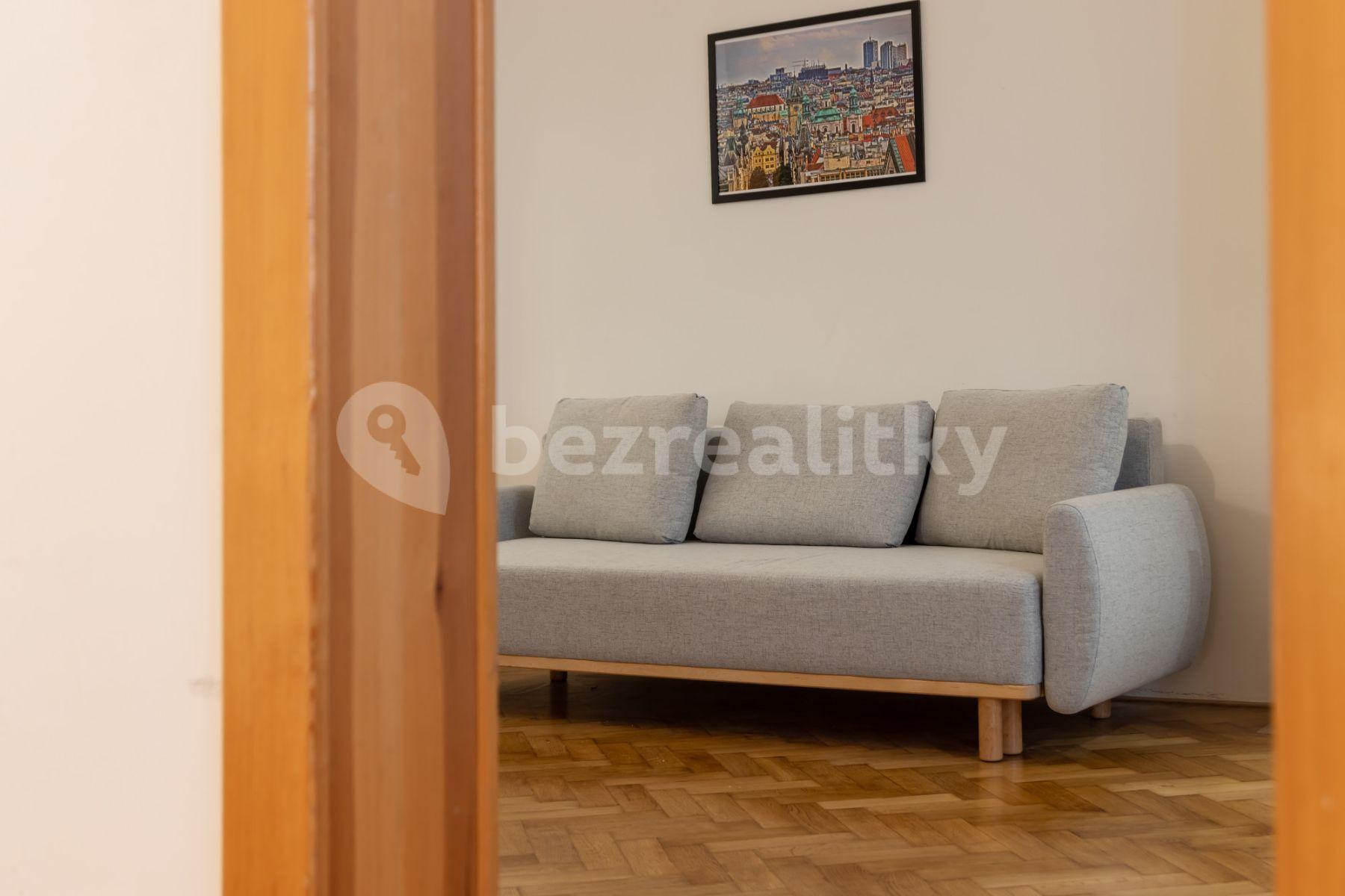 Prenájom bytu 2-izbový 65 m², Karlova, Praha, Praha