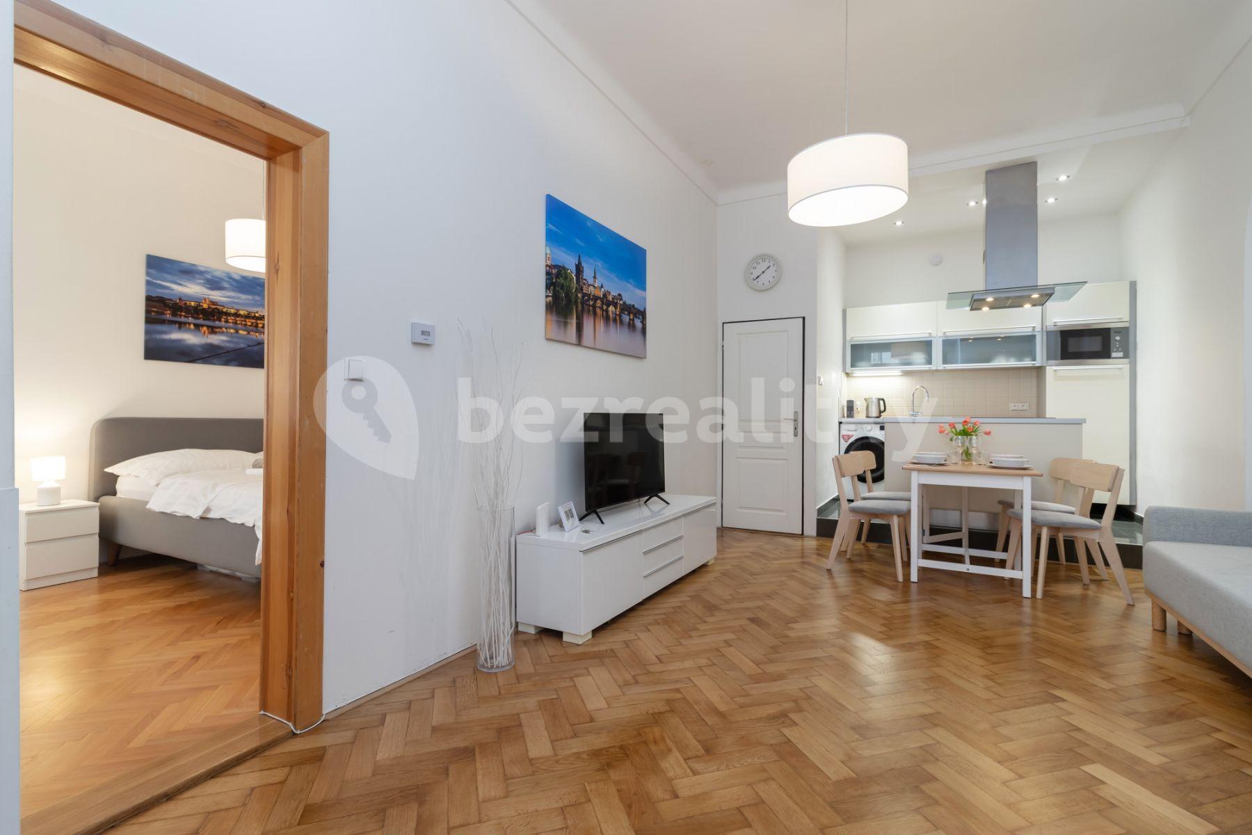 Prenájom bytu 2-izbový 55 m², Karlova, Praha, Praha