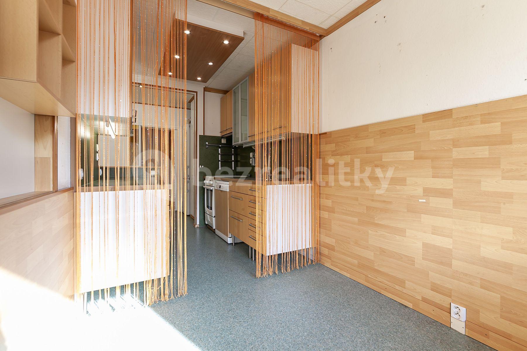 Predaj bytu 3-izbový 80 m², Kopřivnická, Praha, Praha