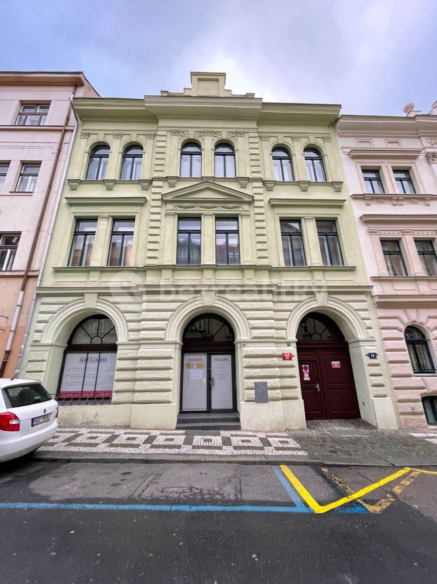 Prenájom bytu 2-izbový 58 m², Roháčova, Praha, Praha