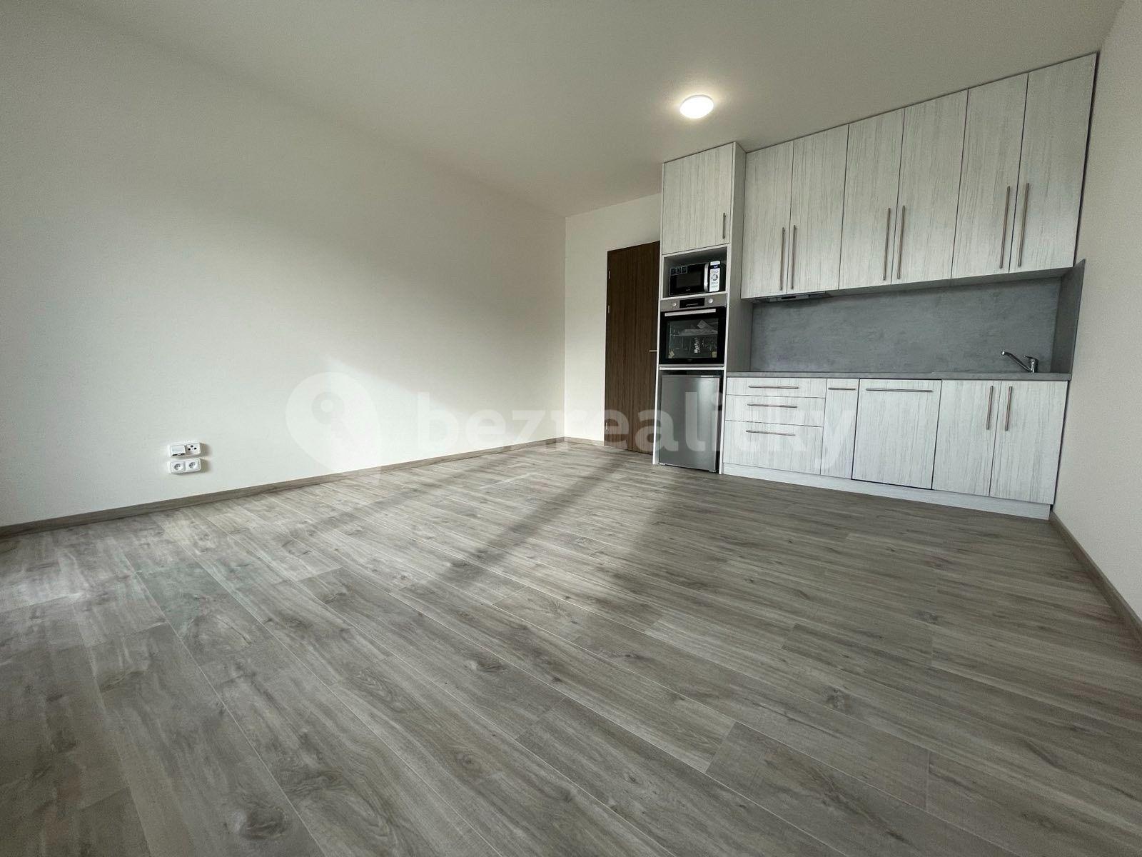 Prenájom bytu 1-izbový 38 m², Gollové, Praha, Praha