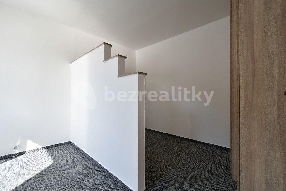 Prenájom bytu 2-izbový 34 m², Krátká, Desná, Liberecký kraj