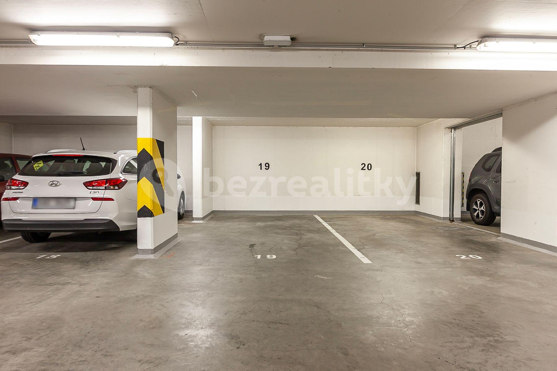 Predaj garáže 25 m², Melodická, Praha, Praha