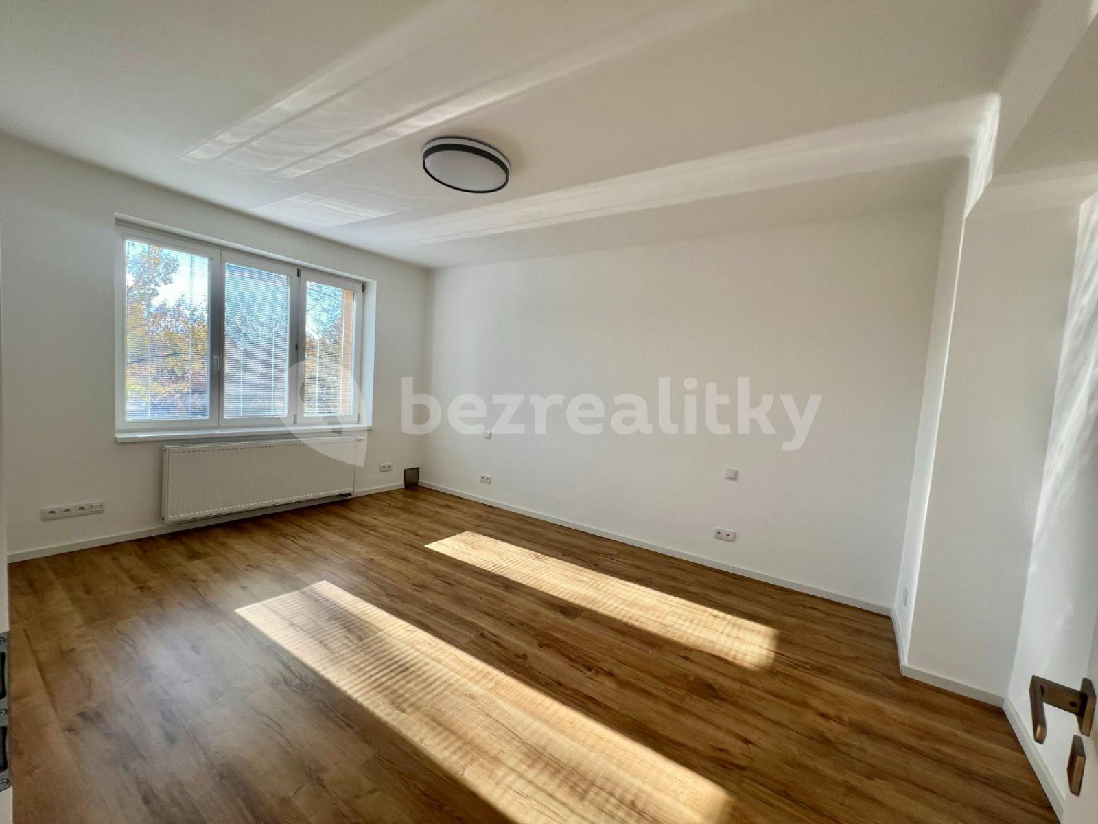 Prenájom bytu 3-izbový 98 m², Budějovická, Praha, Praha