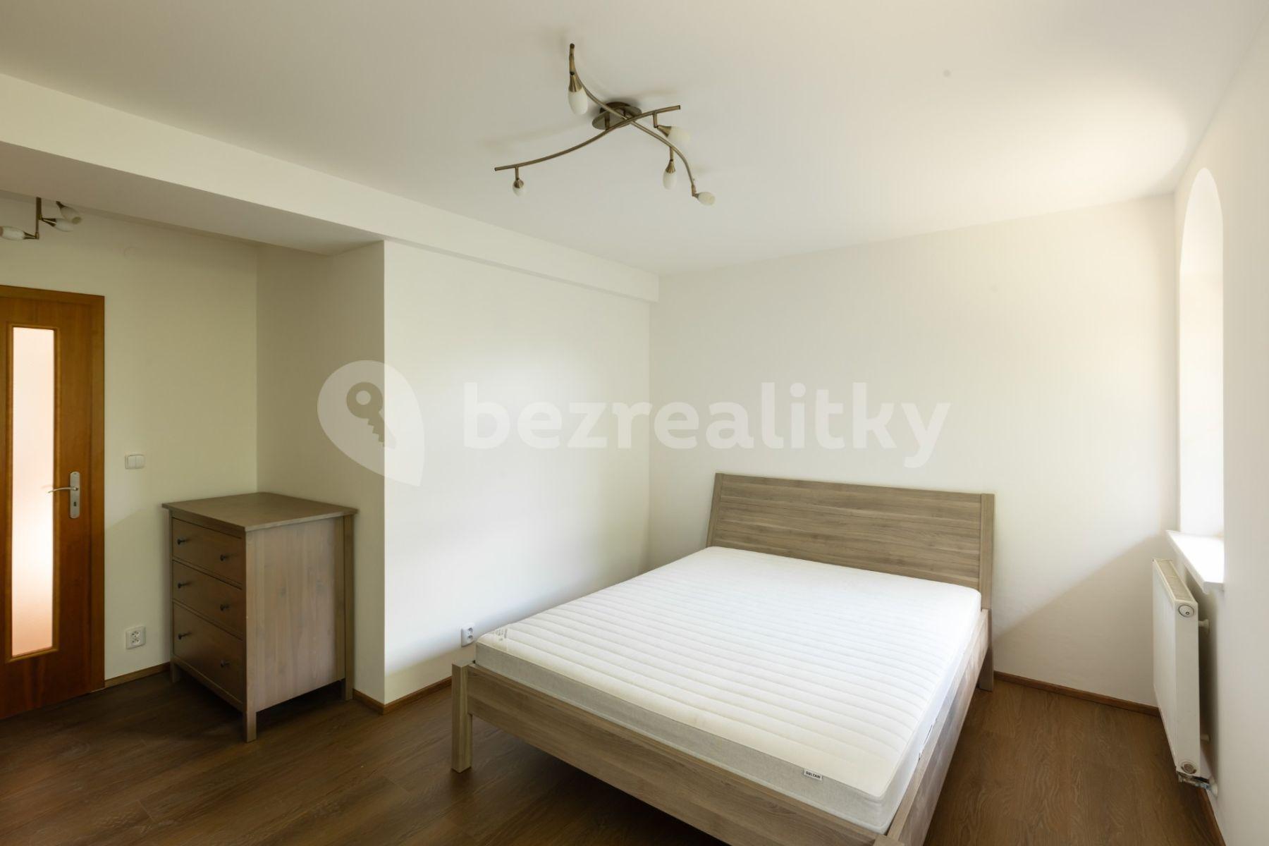 Predaj domu 314 m², pozemek 932 m², Sluštice, Středočeský kraj