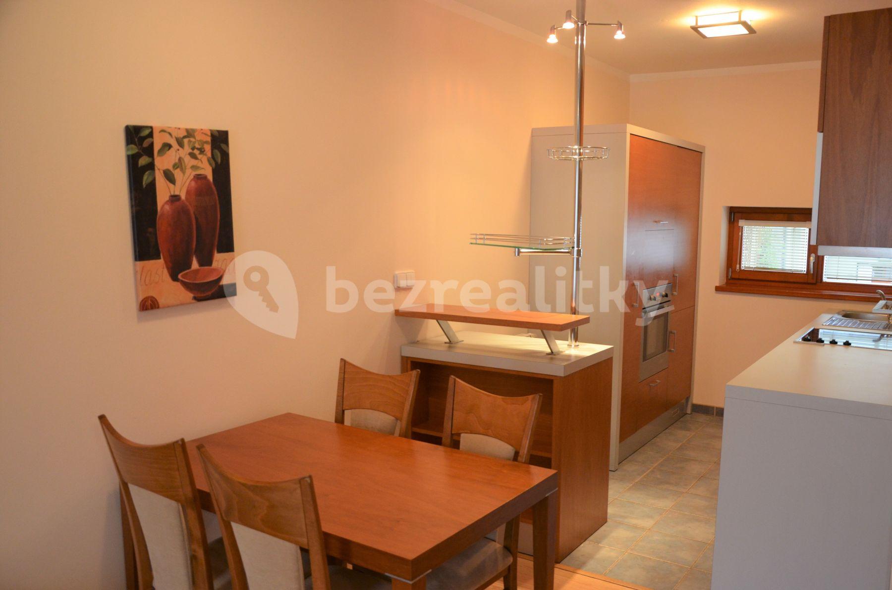 Prenájom bytu 2-izbový 58 m², Pod Karlovem, Praha, Praha