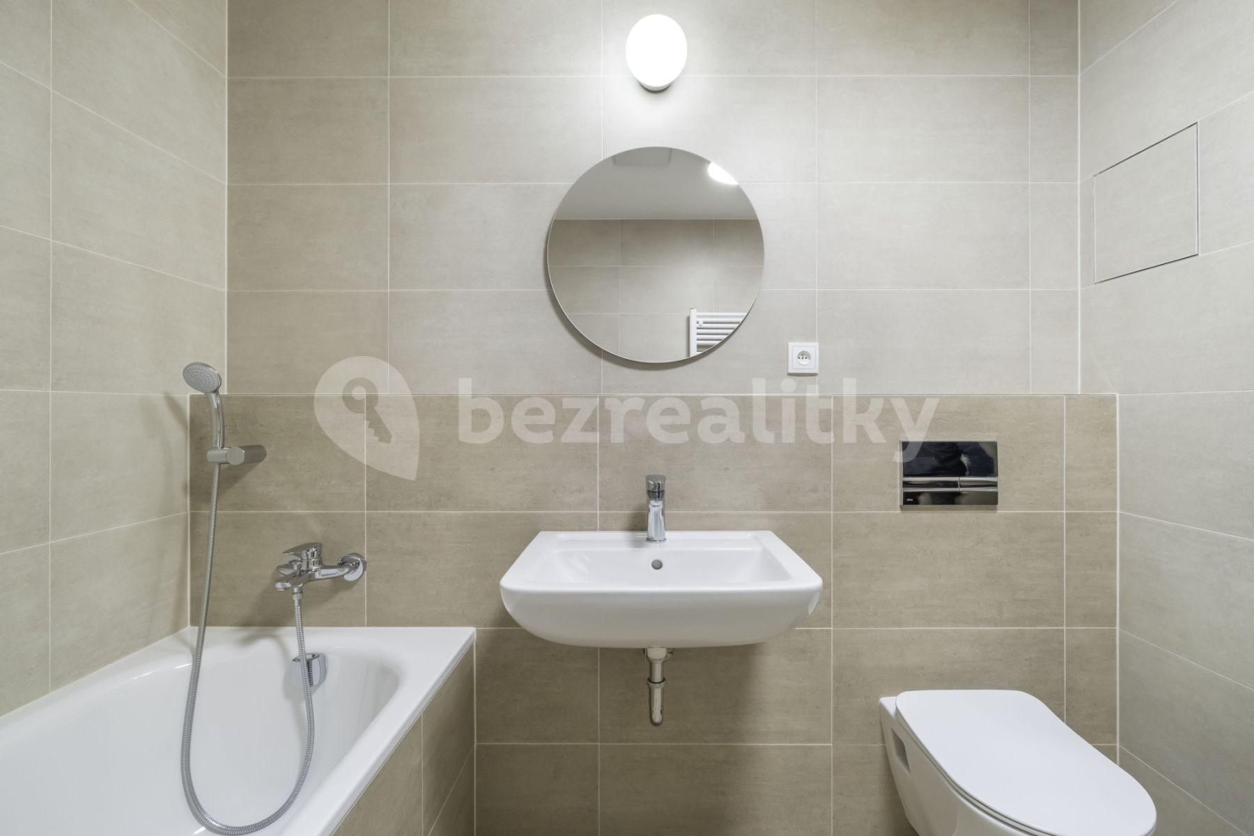 Prenájom bytu 1-izbový 32 m², Olgy Havlové, Praha, Praha