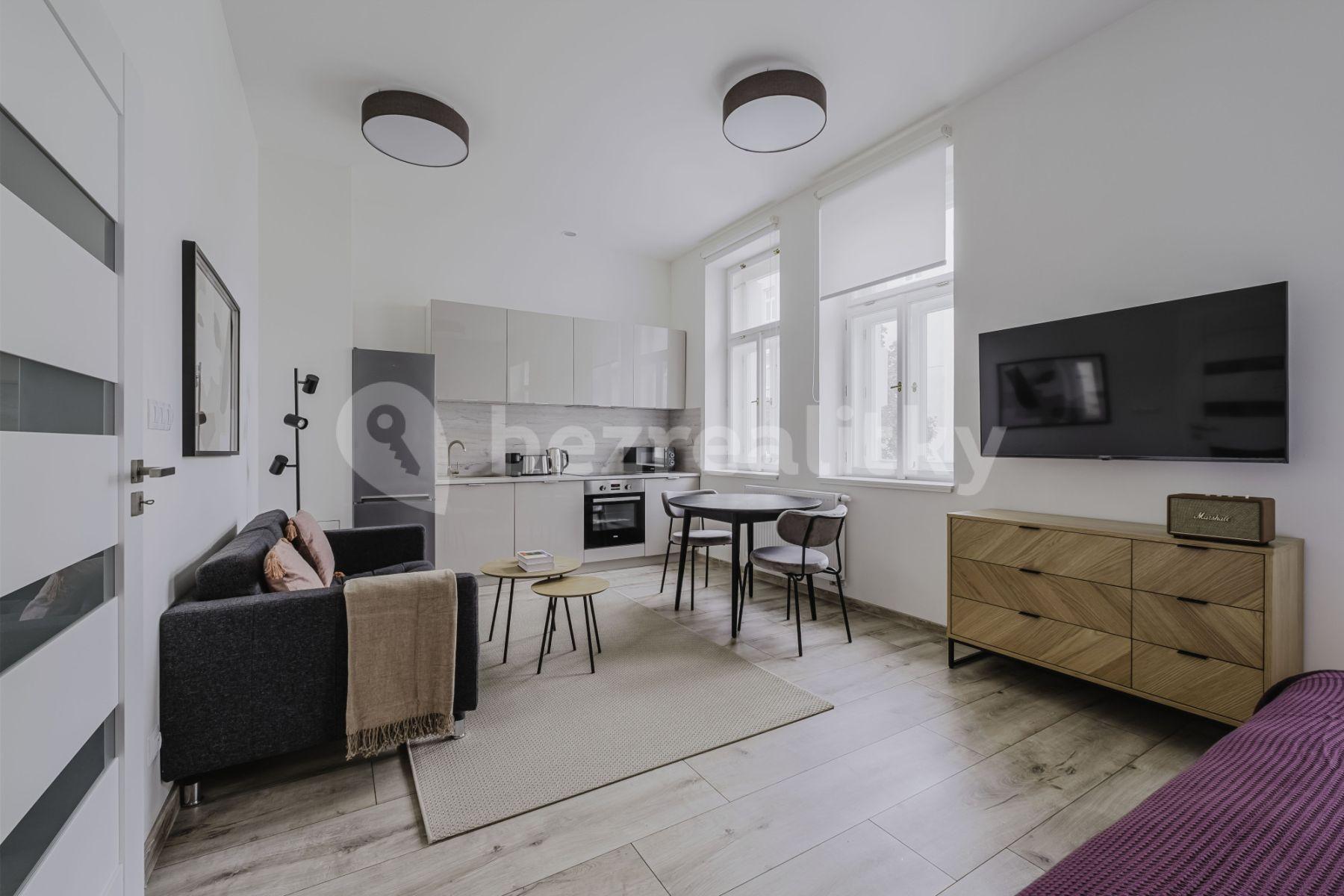 Prenájom bytu 1-izbový 36 m², Bořivojova, Praha, Praha