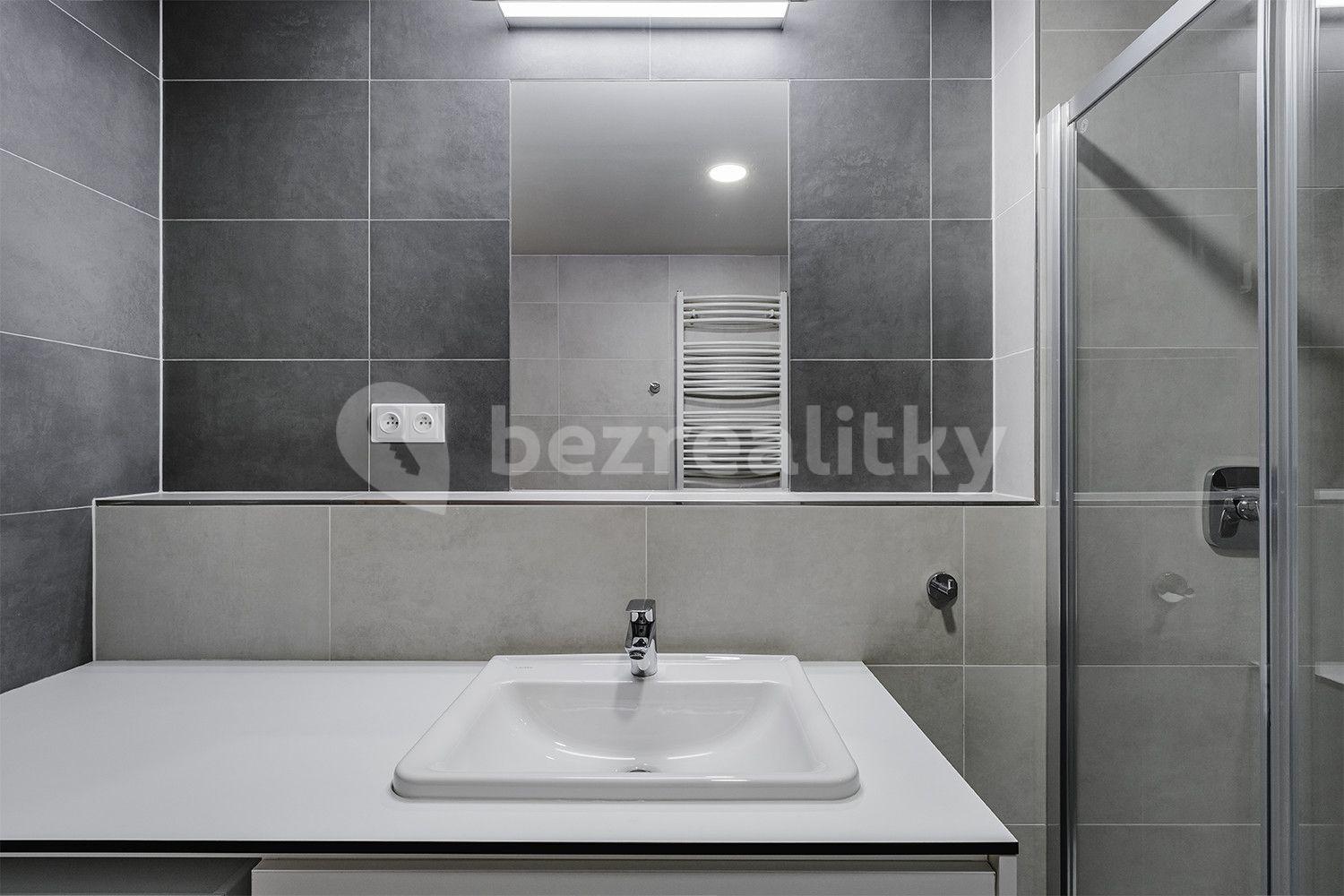 Prenájom bytu 2-izbový 58 m², U Pergamenky a, Praha, Praha