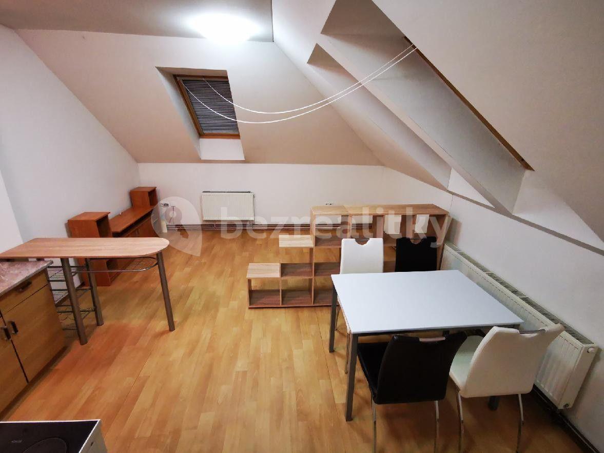 Prenájom bytu 1-izbový 45 m², Komenského, Kostelec nad Orlicí, Královéhradecký kraj