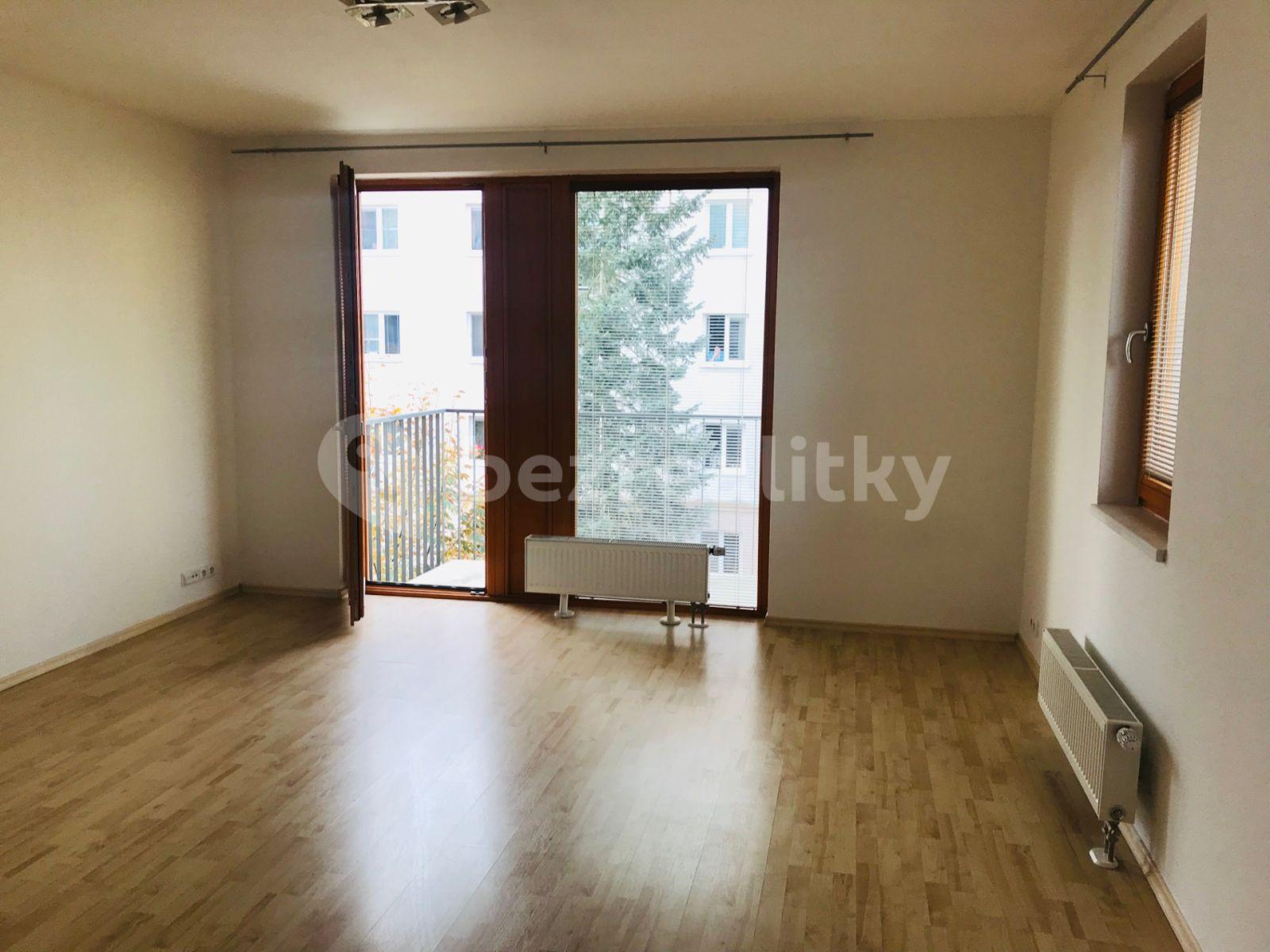 Prenájom bytu 1-izbový 43 m², Třeboňská, Praha, Praha