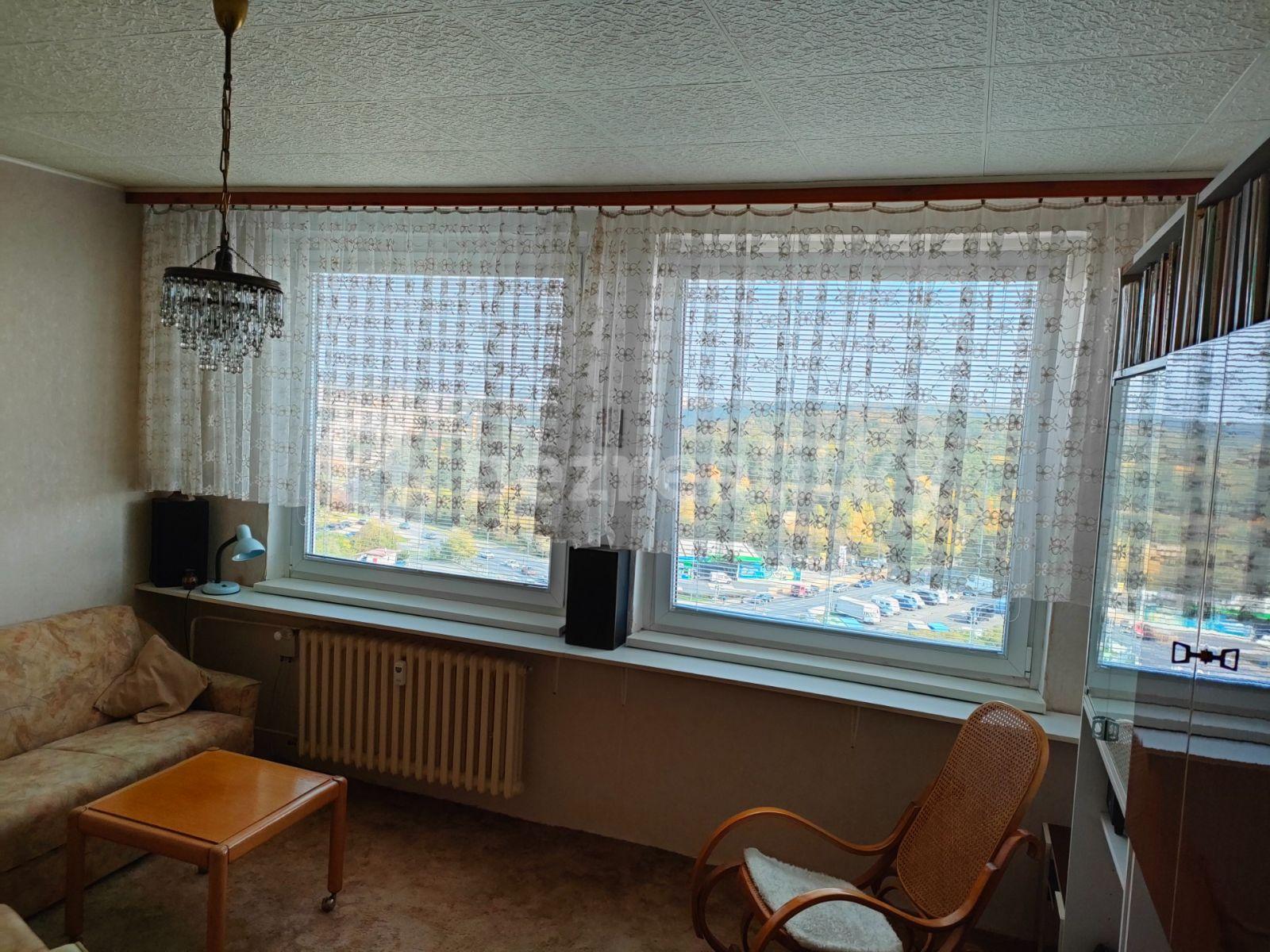 Prenájom bytu 2-izbový 44 m², Majerského, Praha, Praha